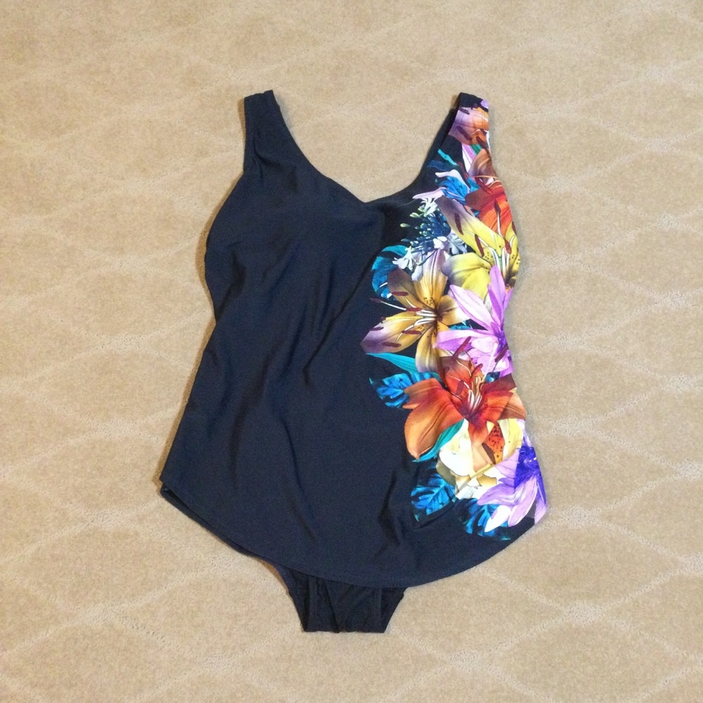 Swimsuits For All Nwot Sarong-Front One-Piece Swimsuit, 18 View 2
